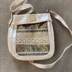 Miss me crossbody